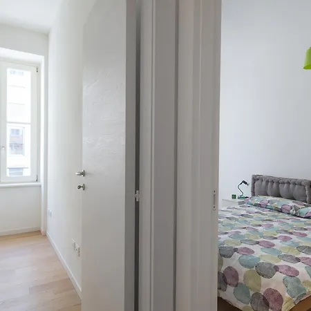 Guesthost - Belvedere White Flat Trieste